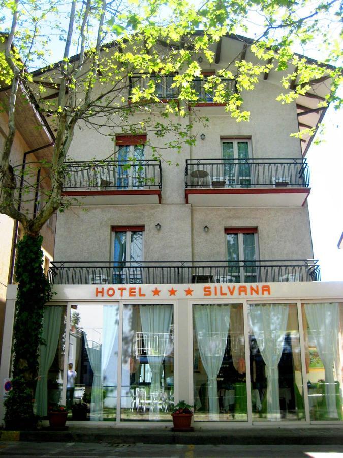 Hotel Silvana Cattolica Exterior photo